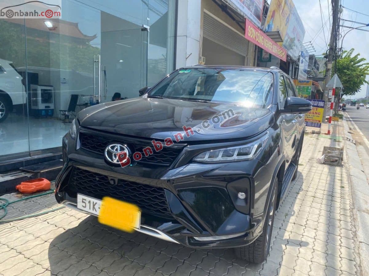 2024 Toyota Fortuner Legender 2.4L 4x2 AT