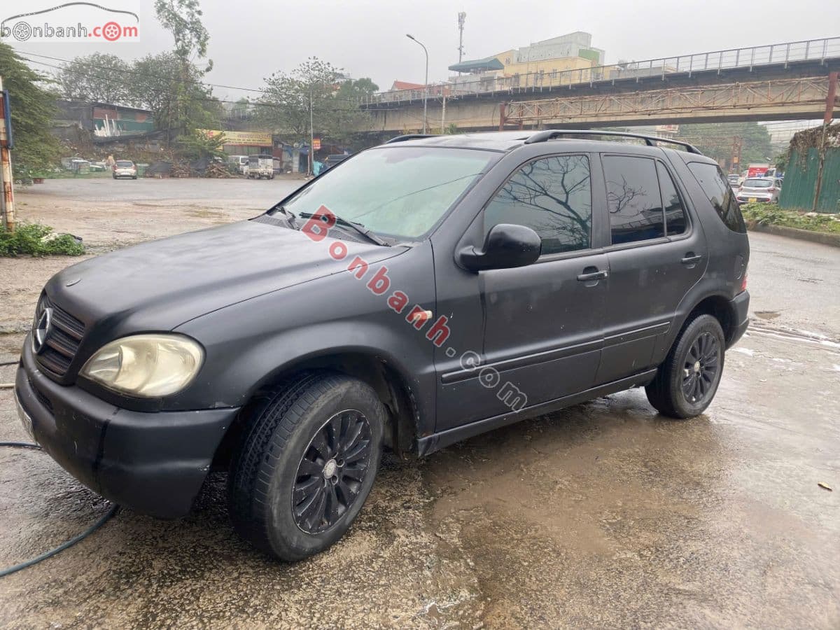 2001 Mercedes-Benz ML Class ML320