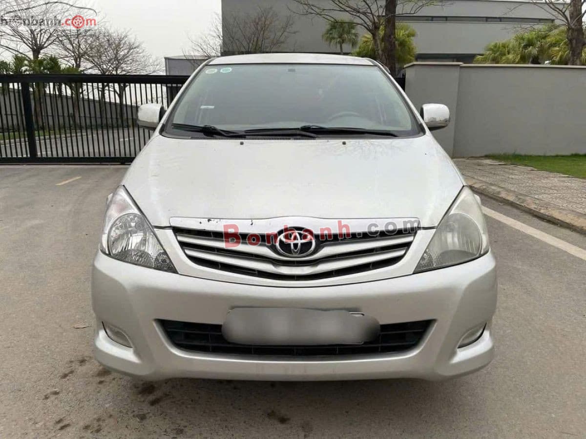 2010 Toyota Innova G