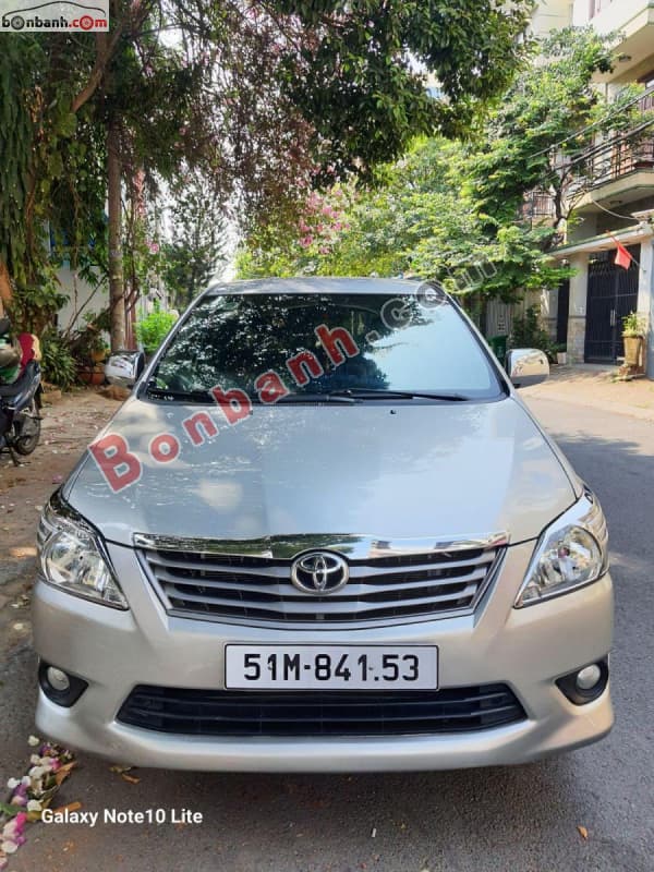 2013 Toyota Innova 2.0E