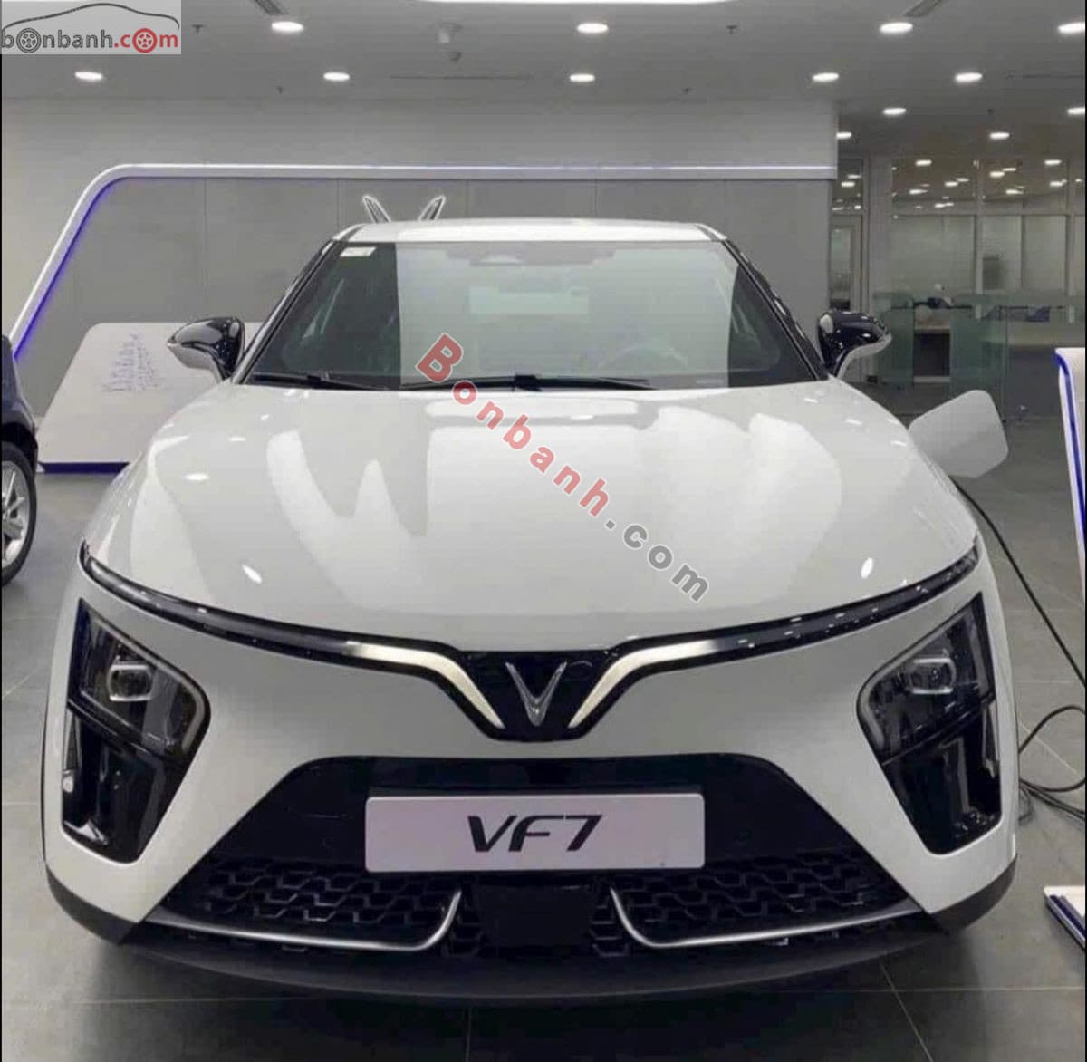 2026 VinFast VF7 Eco