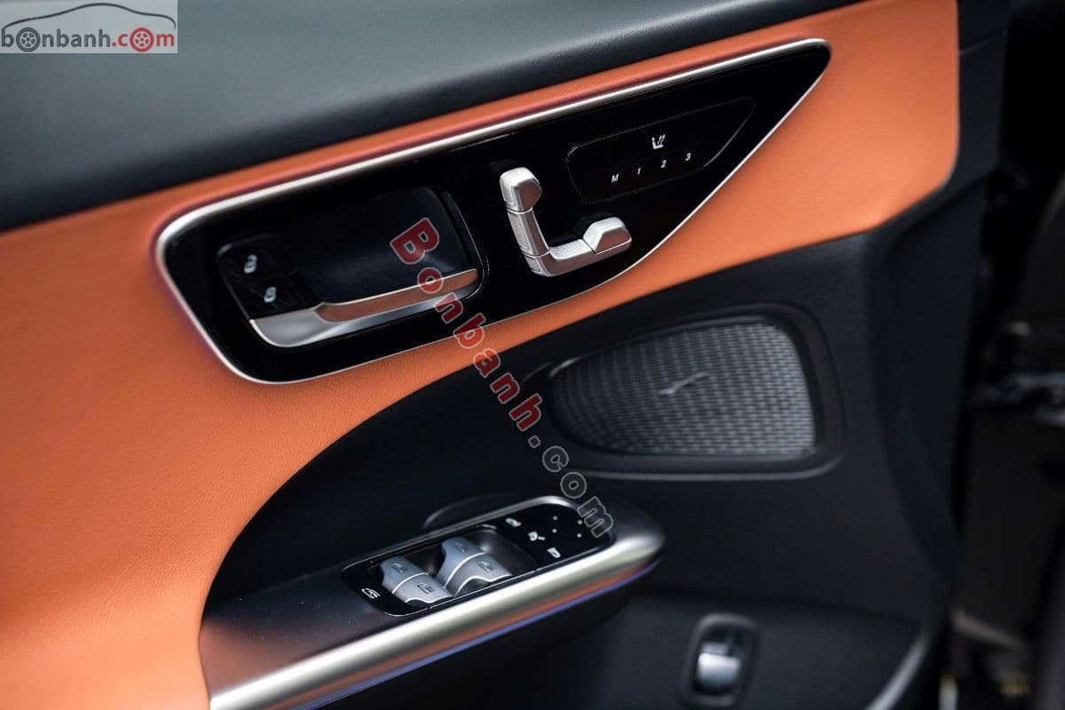 2025 Mercedes-Benz C class C200 Avantgarde - ảnh nhỏ 10
