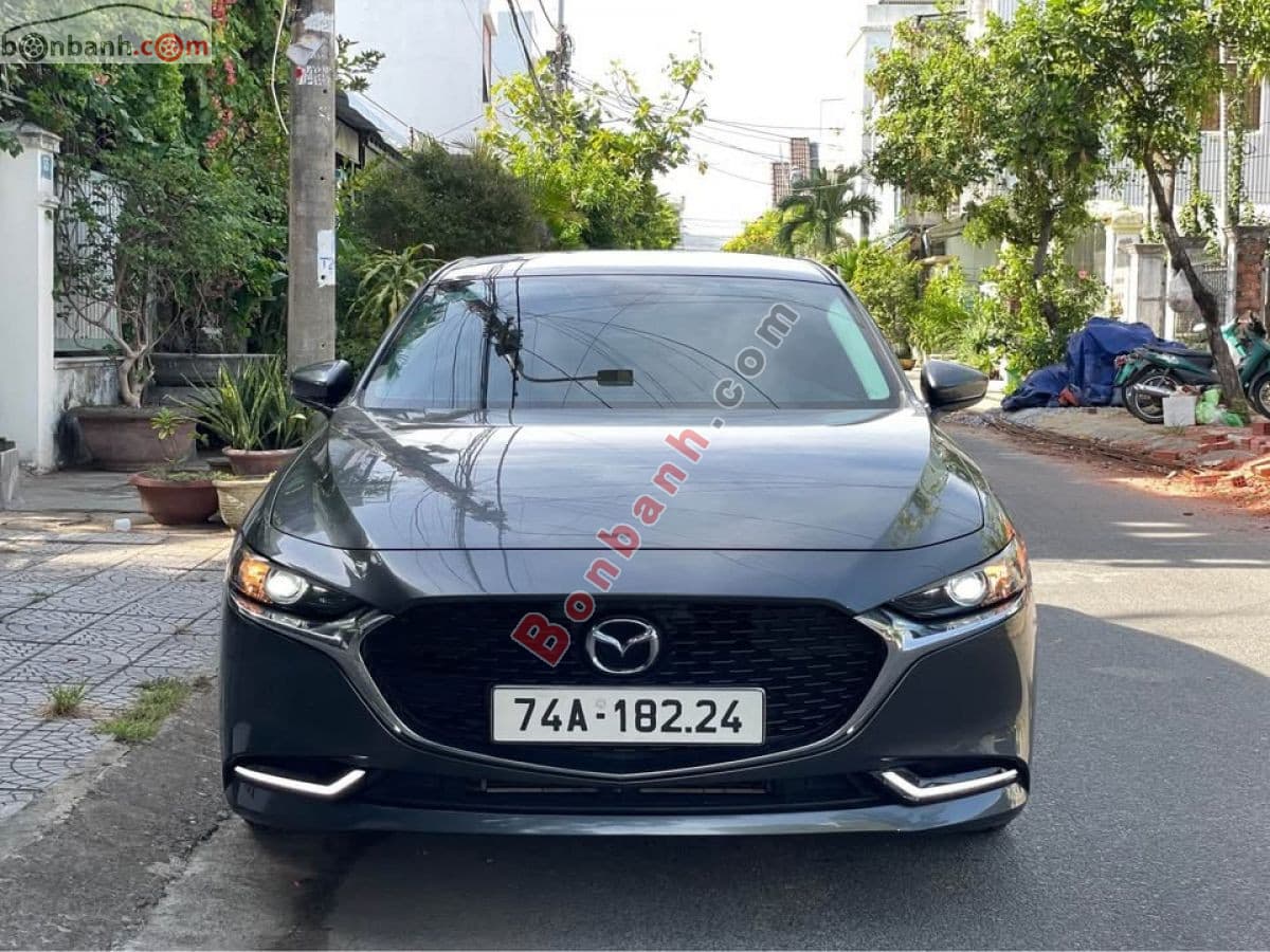 2022 Mazda 3 1.5L Luxury