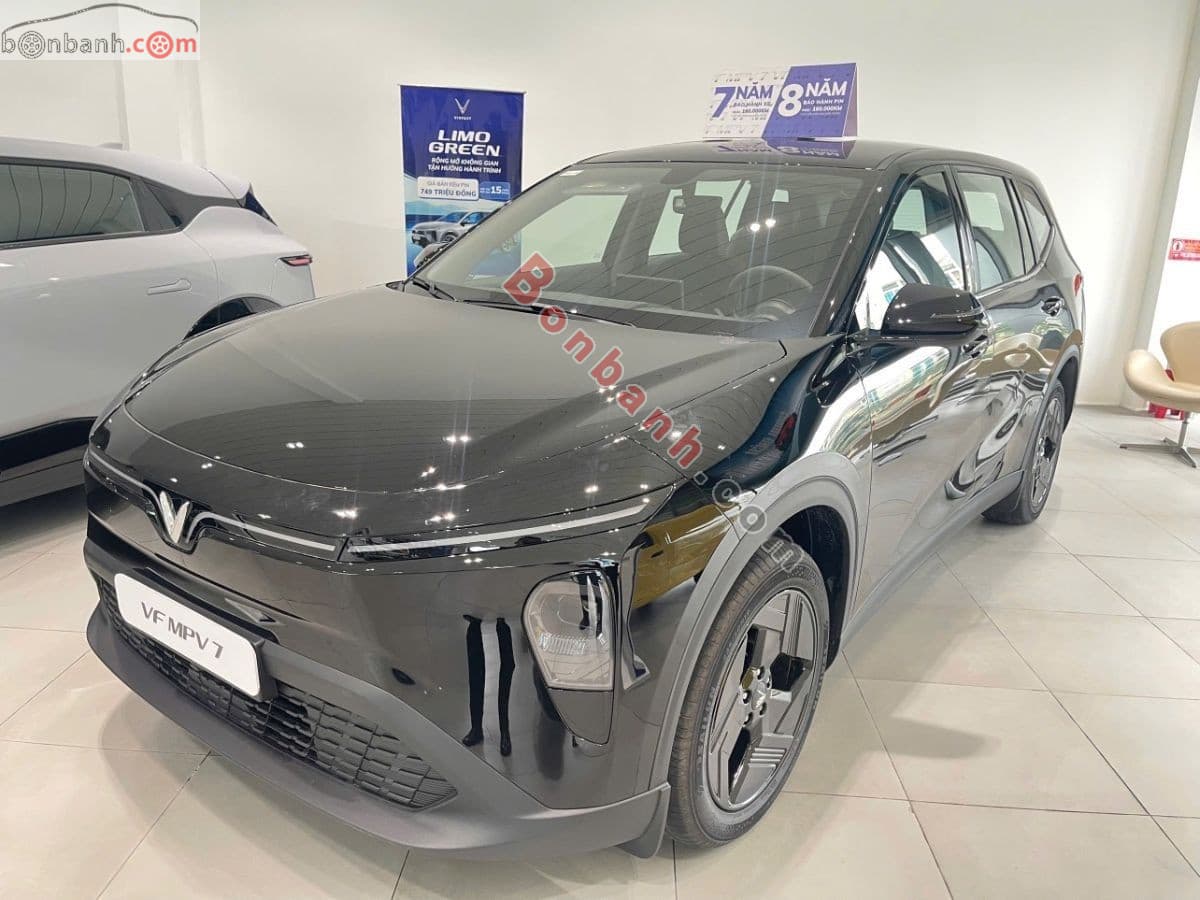 2026 VinFast VF MPV 7 AT