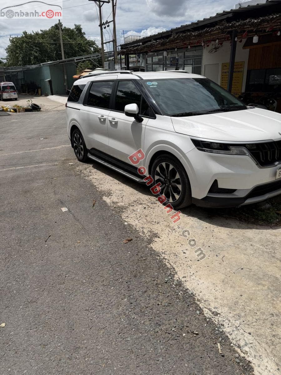 2023 Kia Carnival Luxury 2.2D
