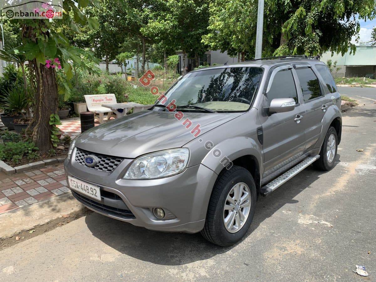 2010 Ford Escape XLS 2.3L 4x2 AT