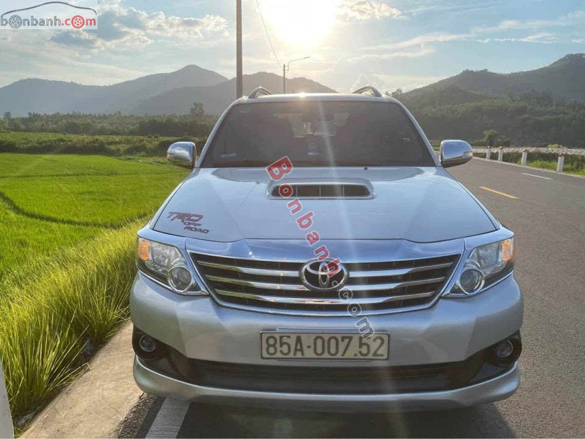 2013 Toyota Fortuner 2.5G