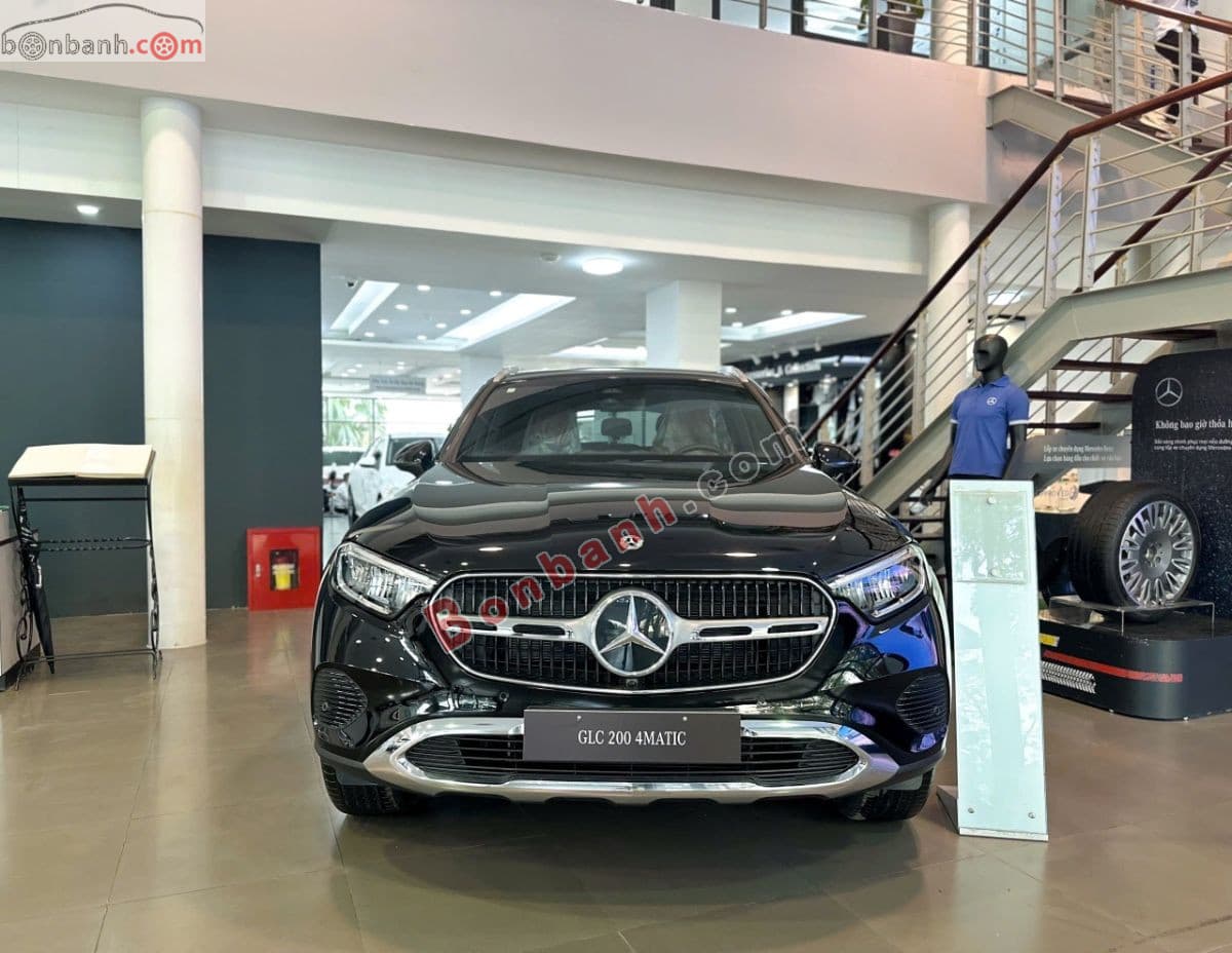 2025 Mercedes-Benz GLC 200 4Matic