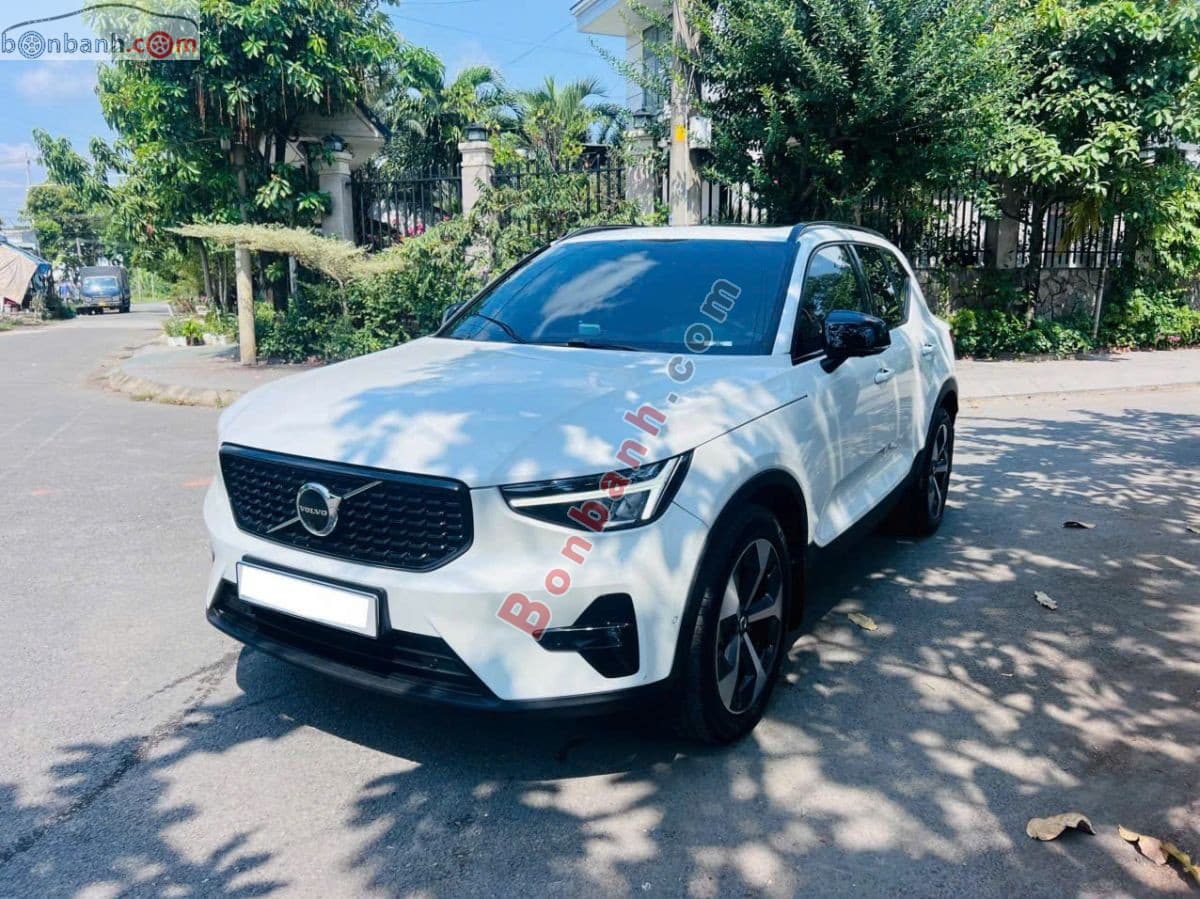 2022 Volvo XC40 Ultimate B5 AWD
