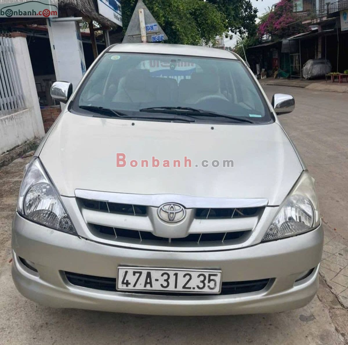 2006 Toyota Innova G