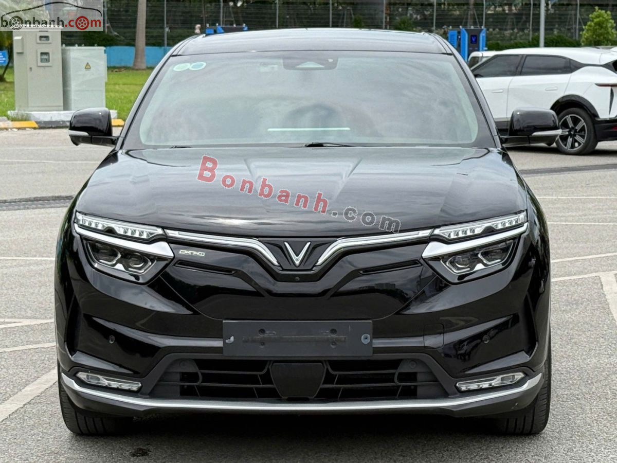 2024 VinFast VF8 Eco AWD