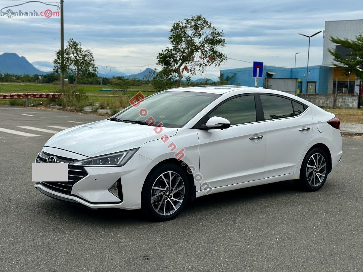 2021 Hyundai Elantra 2.0 AT