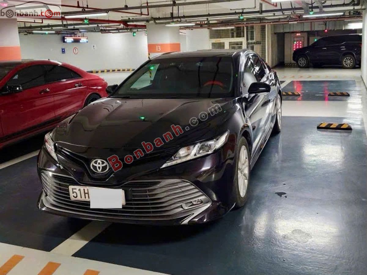 2019 Toyota Camry 2.0G