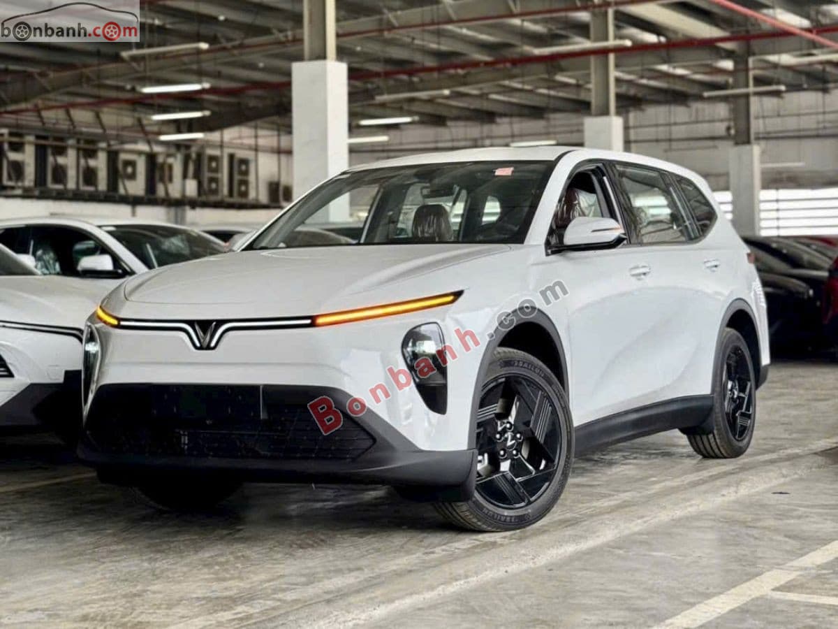 2026 VinFast VF MPV 7 AT