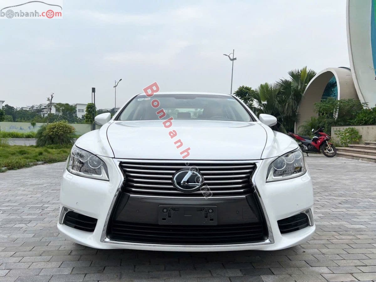 2016 Lexus LS 460L
