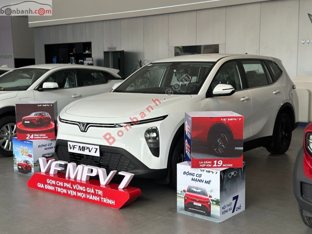 2026 VinFast VF MPV 7 AT