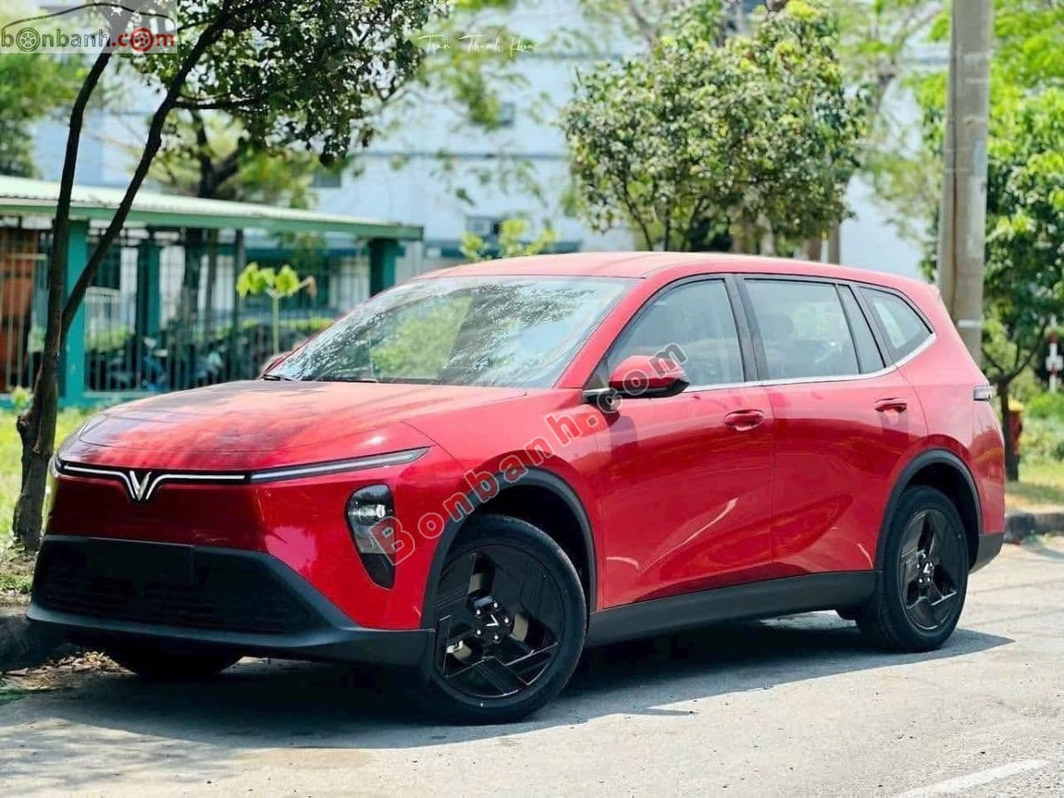 2026 VinFast VF MPV 7 AT