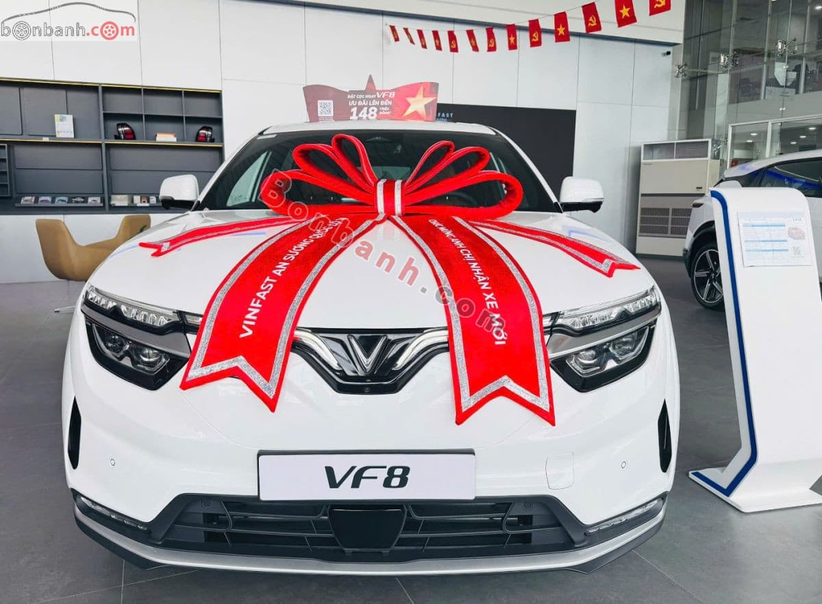 2025 VinFast VF8 Plus AWD