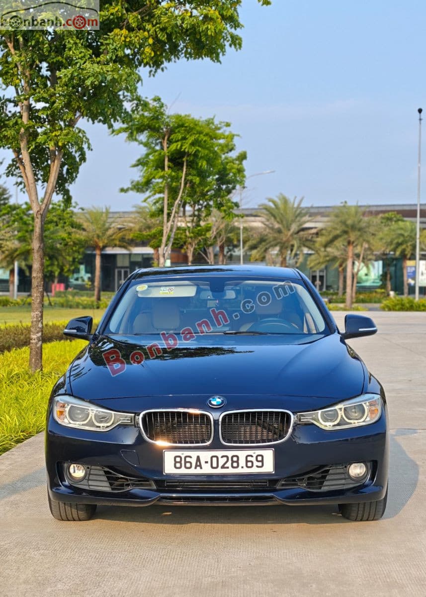 2014 BMW 3 Series 320i