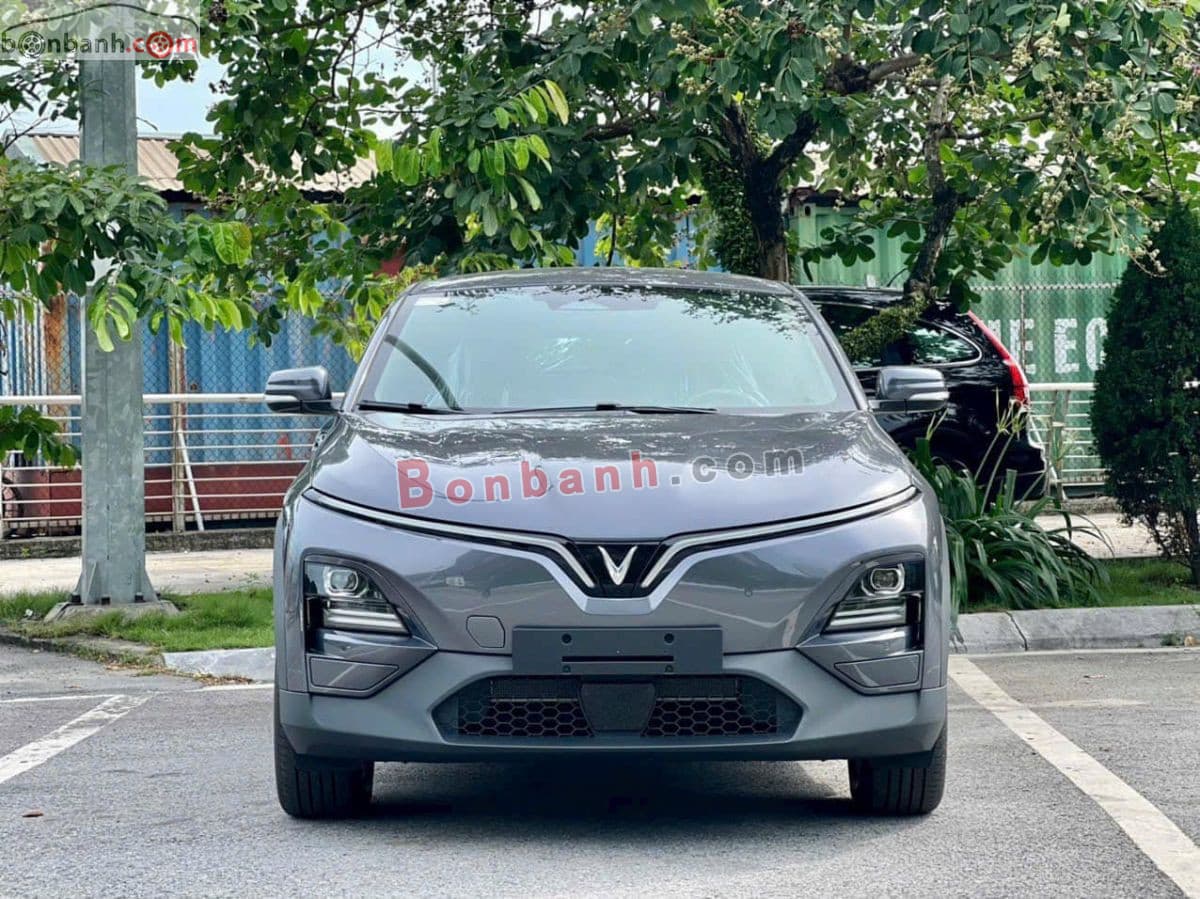 2026 VinFast VF6 Eco