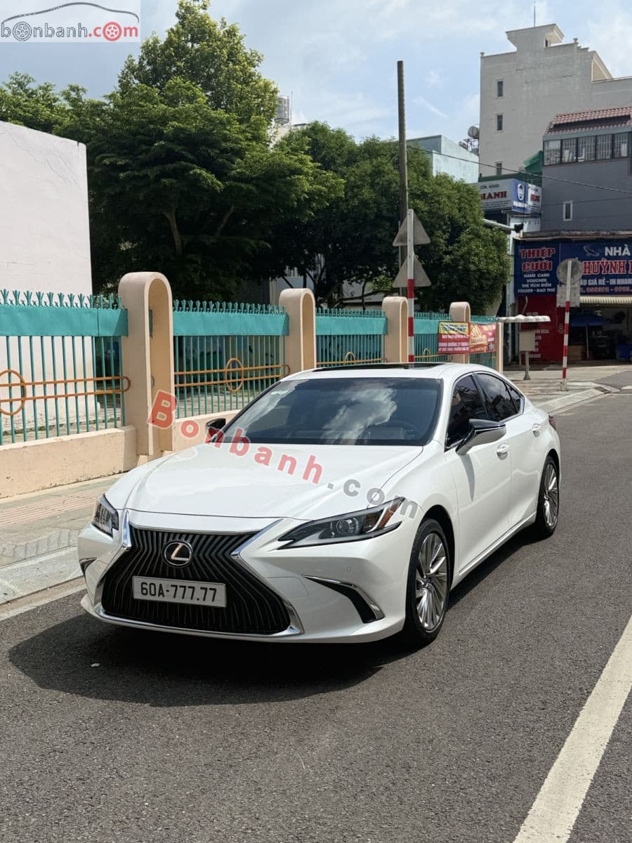 2018 Lexus ES 250