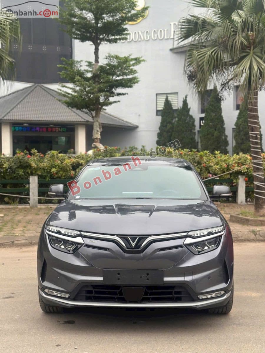 2022 VinFast VF8 Plus AWD