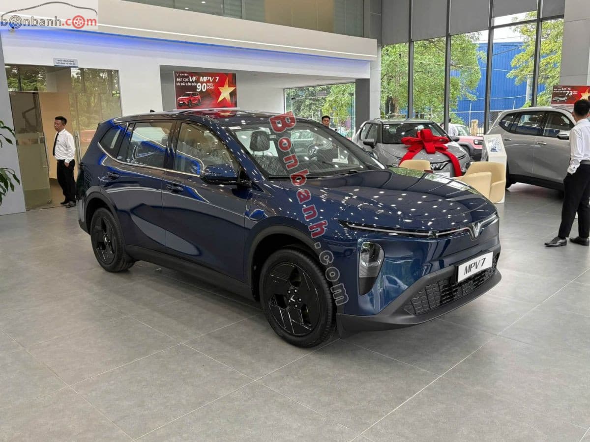 2026 VinFast VF MPV 7 AT