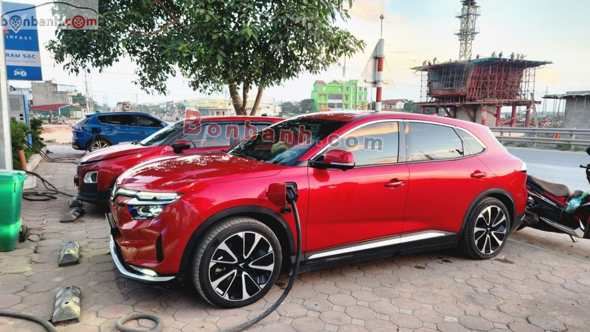 2024 VinFast VF8 Plus AWD
