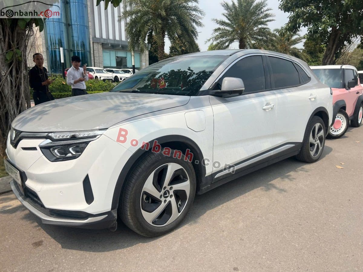2024 VinFast VF8 S