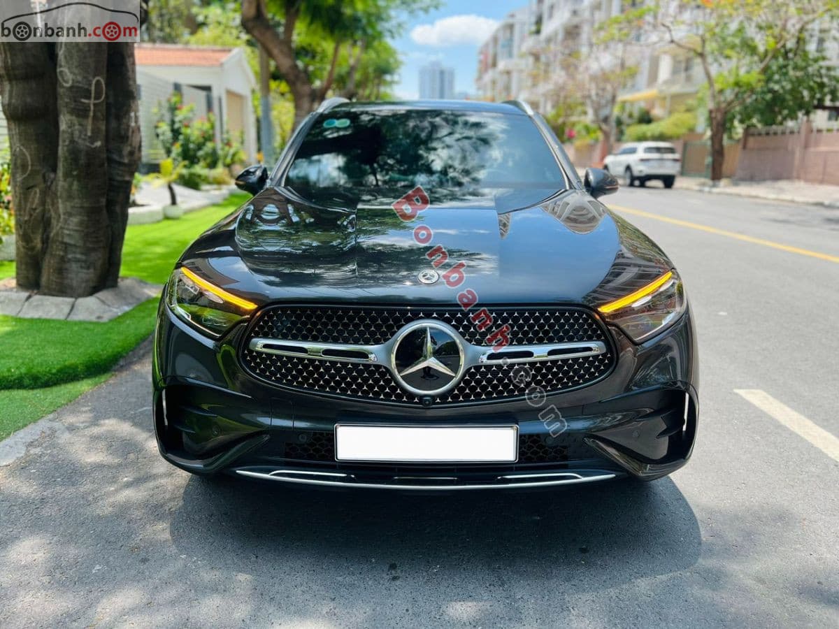 2025 Mercedes-Benz GLC 300 4Matic