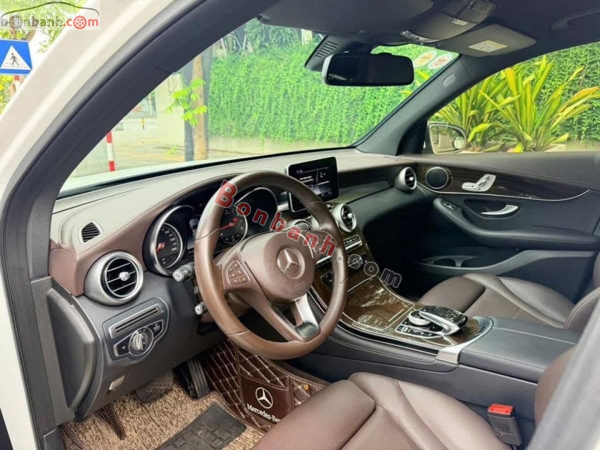 2019 Mercedes-Benz GLC 200 - ảnh nhỏ 7