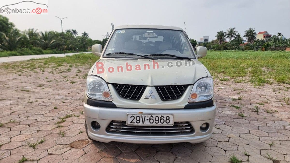 2005 Mitsubishi Jolie SS