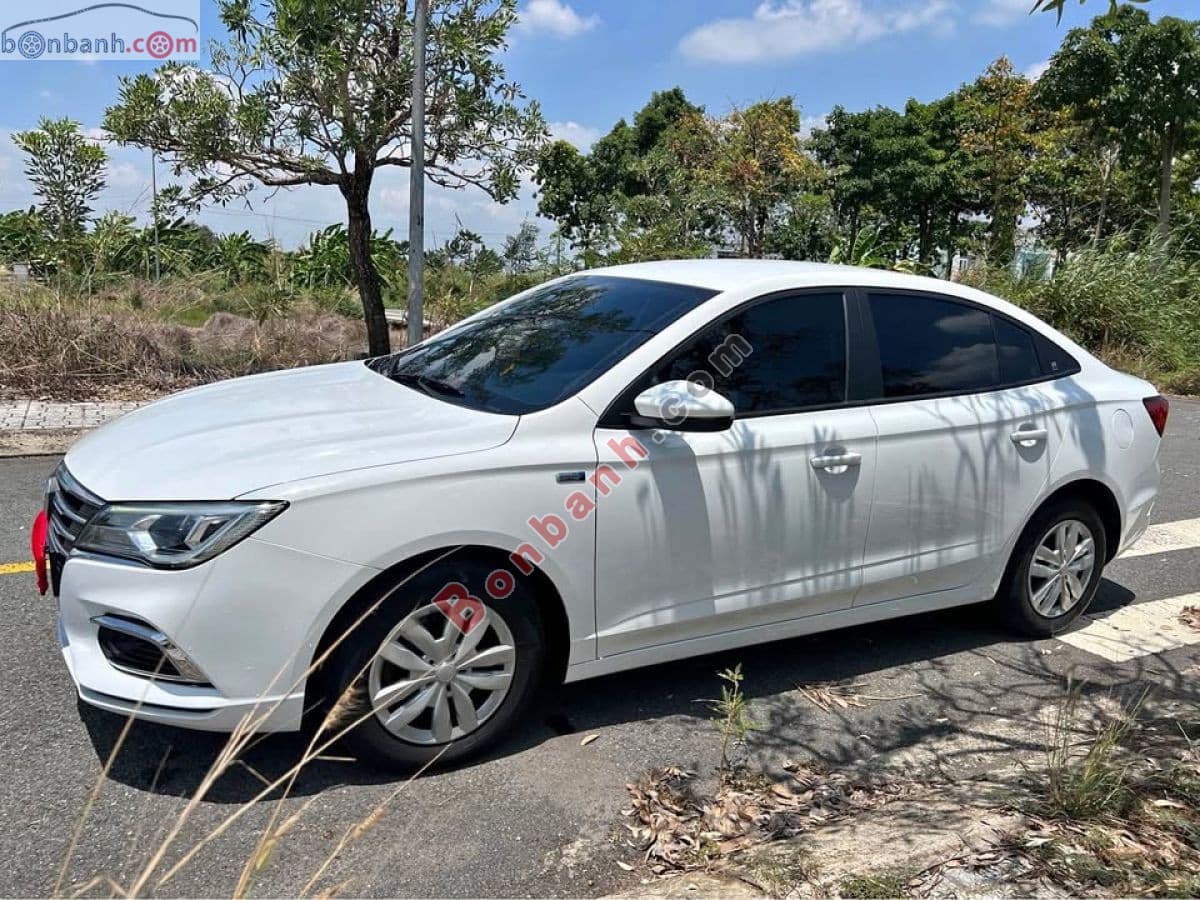 2024 MG 5 1.5 MT