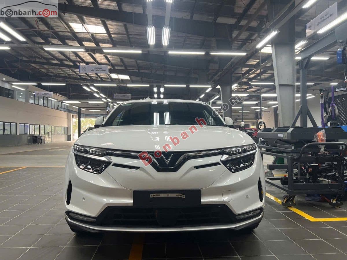 2023 VinFast VF8 Plus AWD