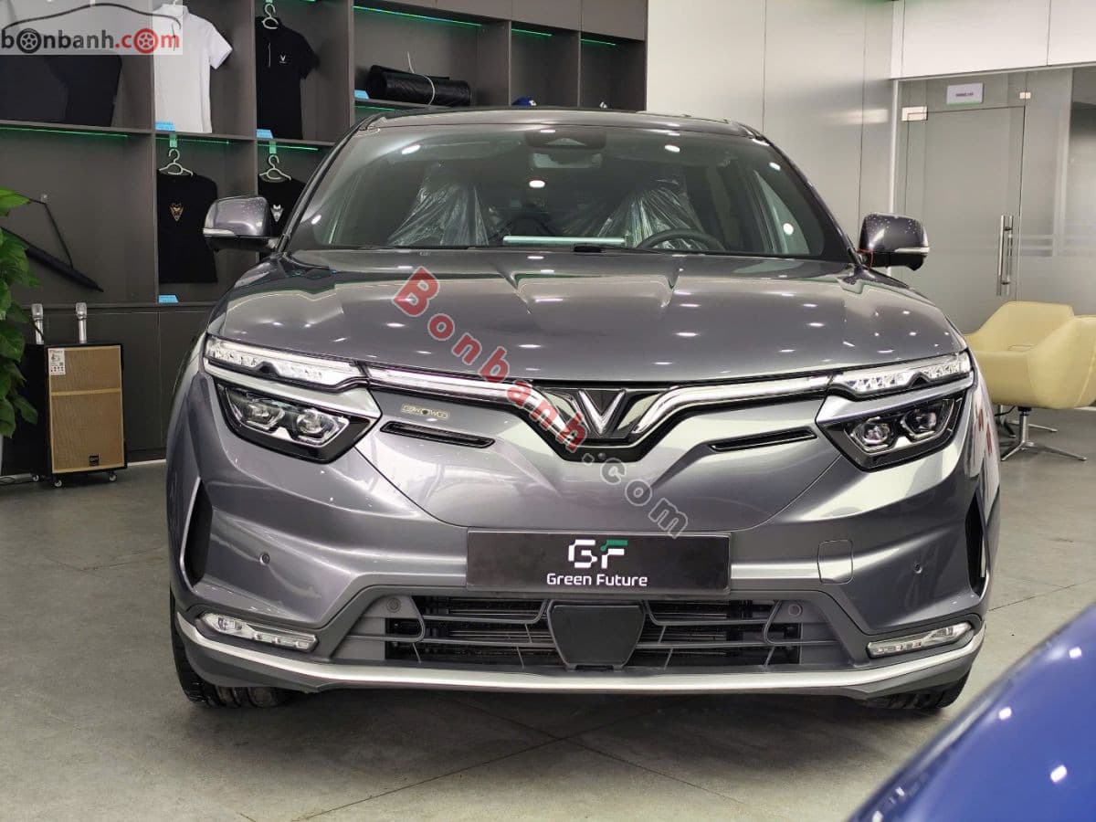 2024 VinFast VF8 Plus AWD - Image 1