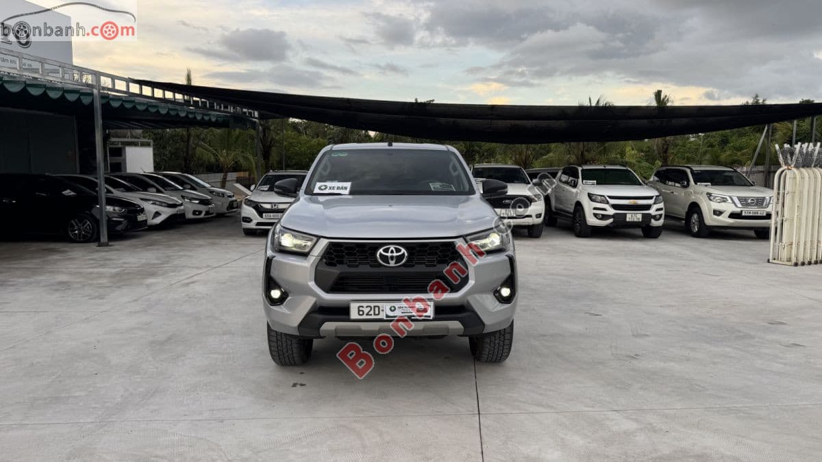 2025 Toyota Hilux 2.4L 4x2 AT