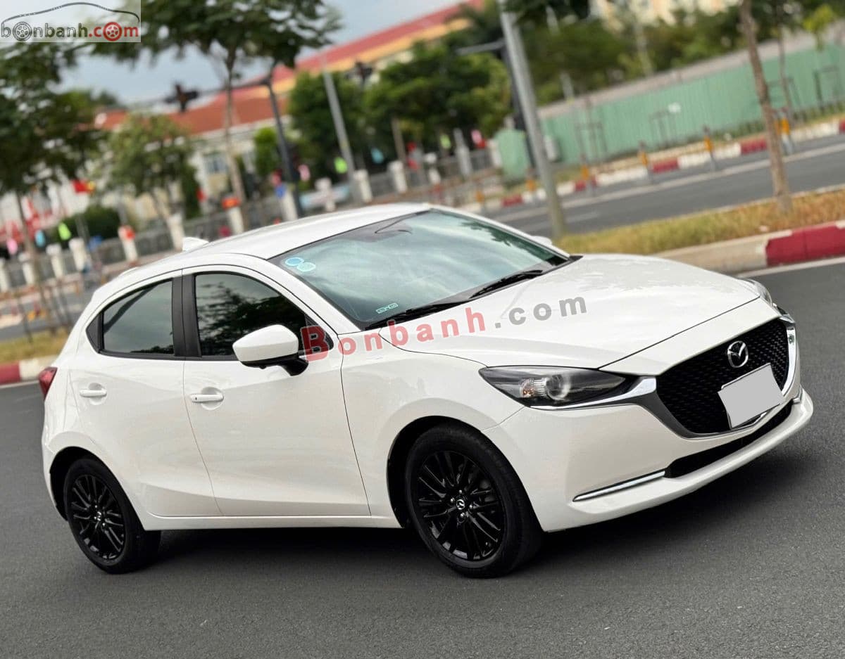 2023 Mazda 2 Sport Luxury