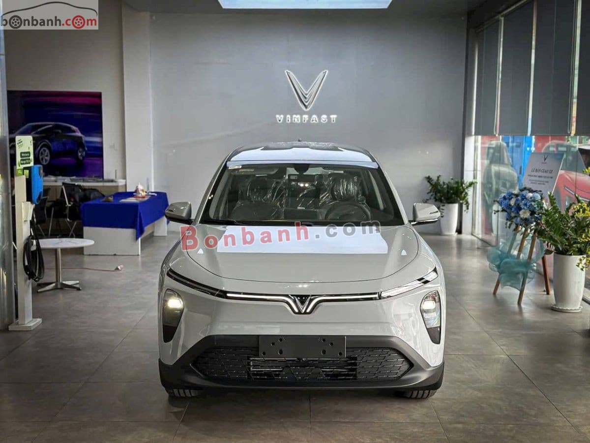 2026 VinFast VF MPV 7 AT