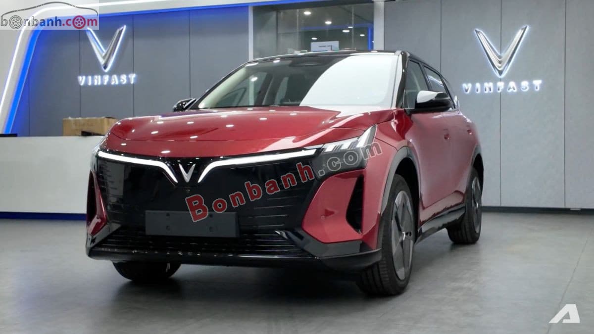 2026 VinFast VF8 Eco