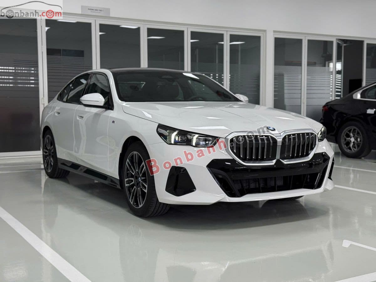 2026 BMW 5 Series 530i M Sport