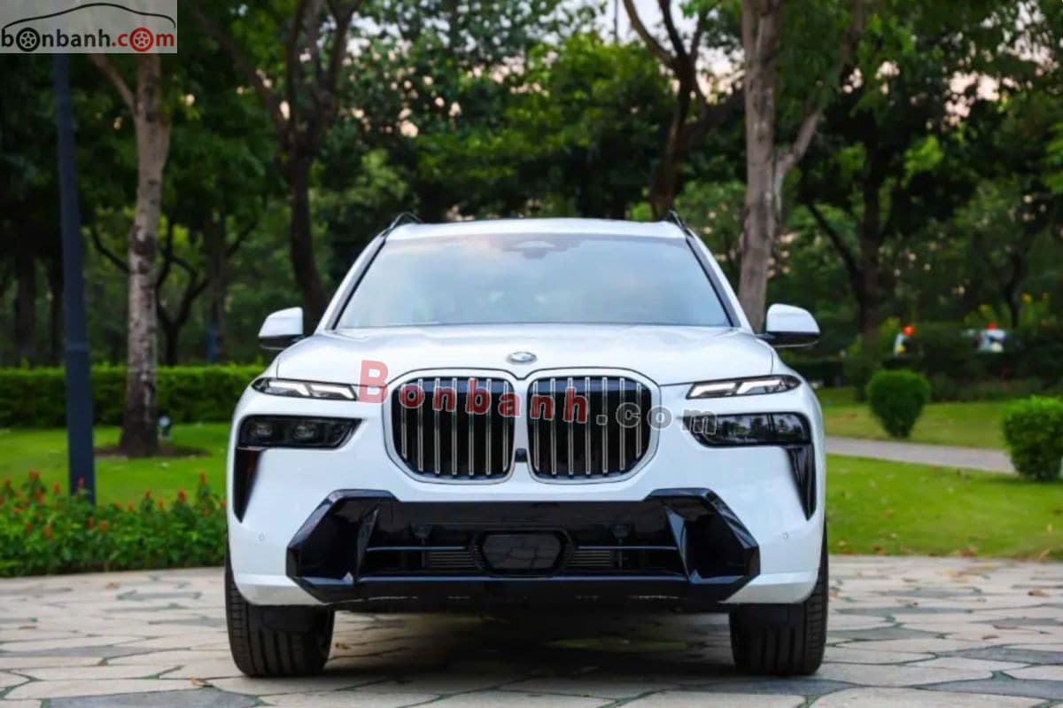 2025 BMW X7 xDrive40i M Sport