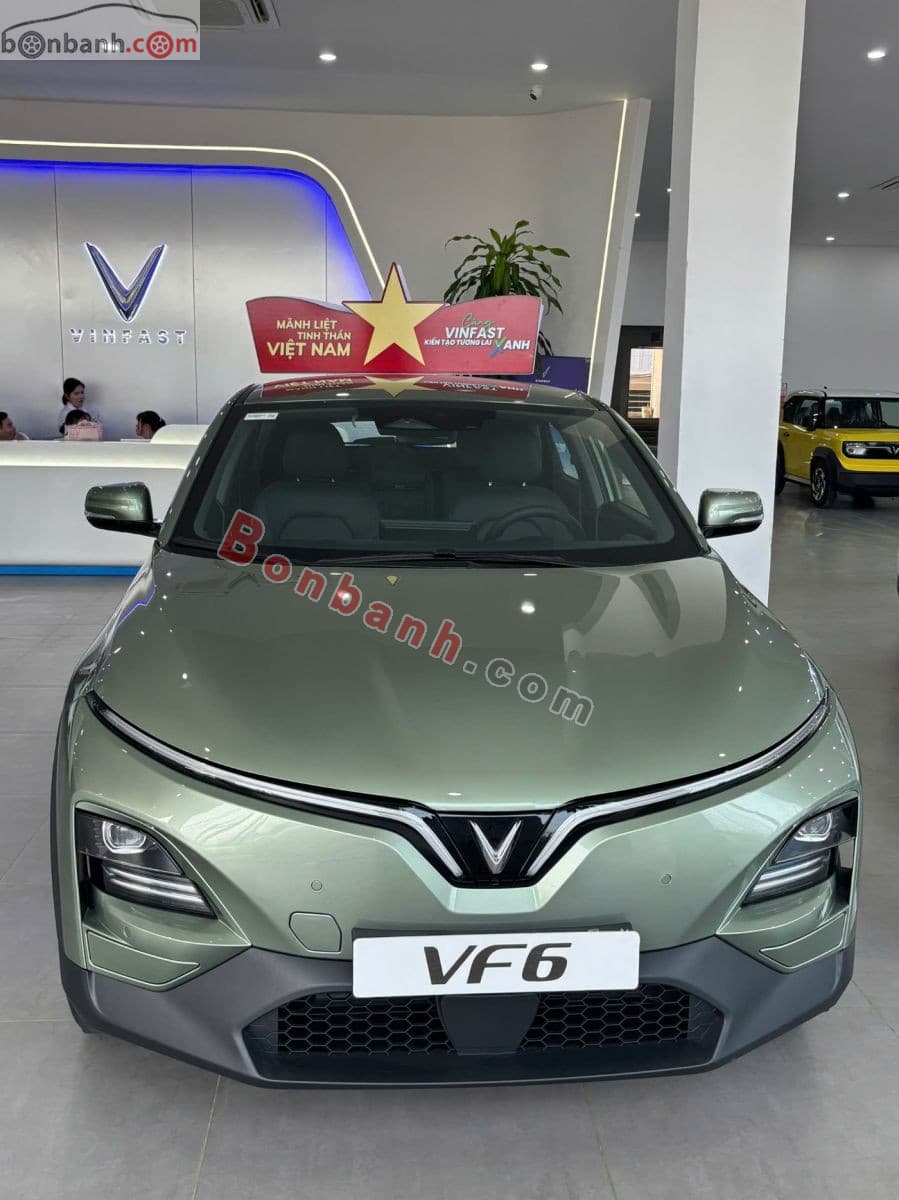 2026 VinFast VF6 Eco - Image 1