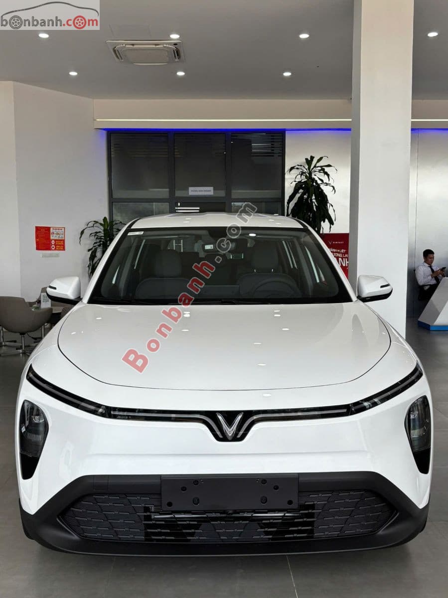 2026 VinFast VF MPV 7 AT