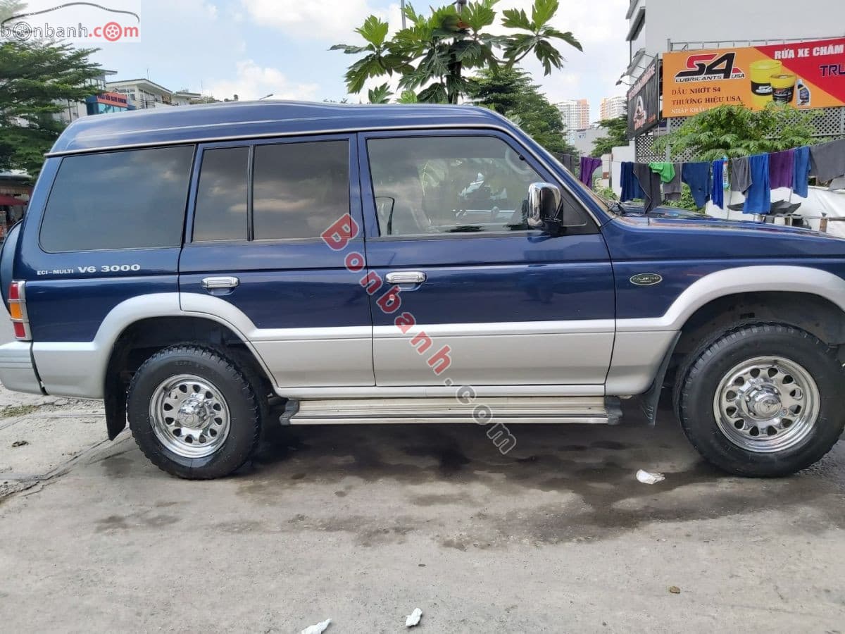 2004 Mitsubishi Pajero 3.0