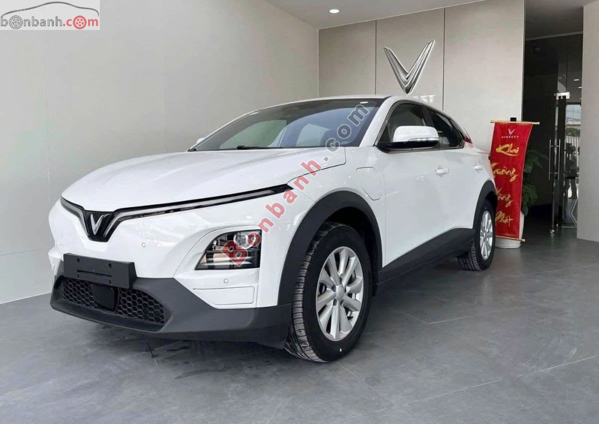 2026 VinFast VF6 Eco