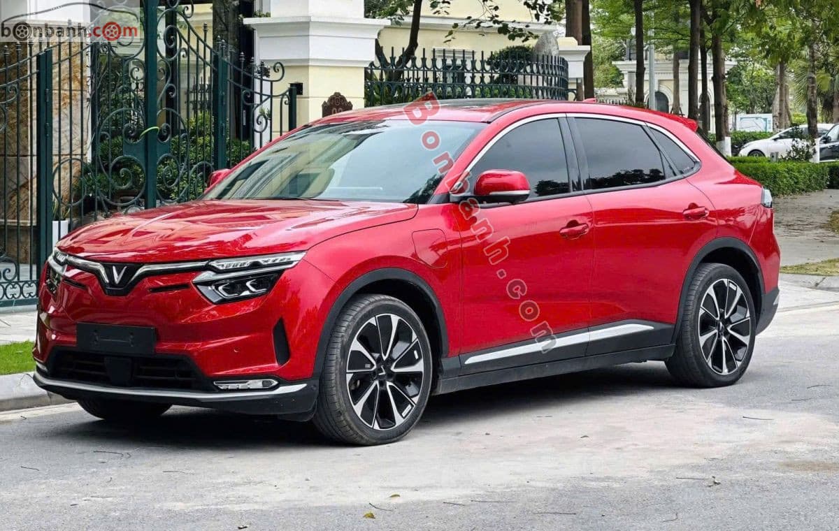 2025 VinFast VF8 Plus AWD