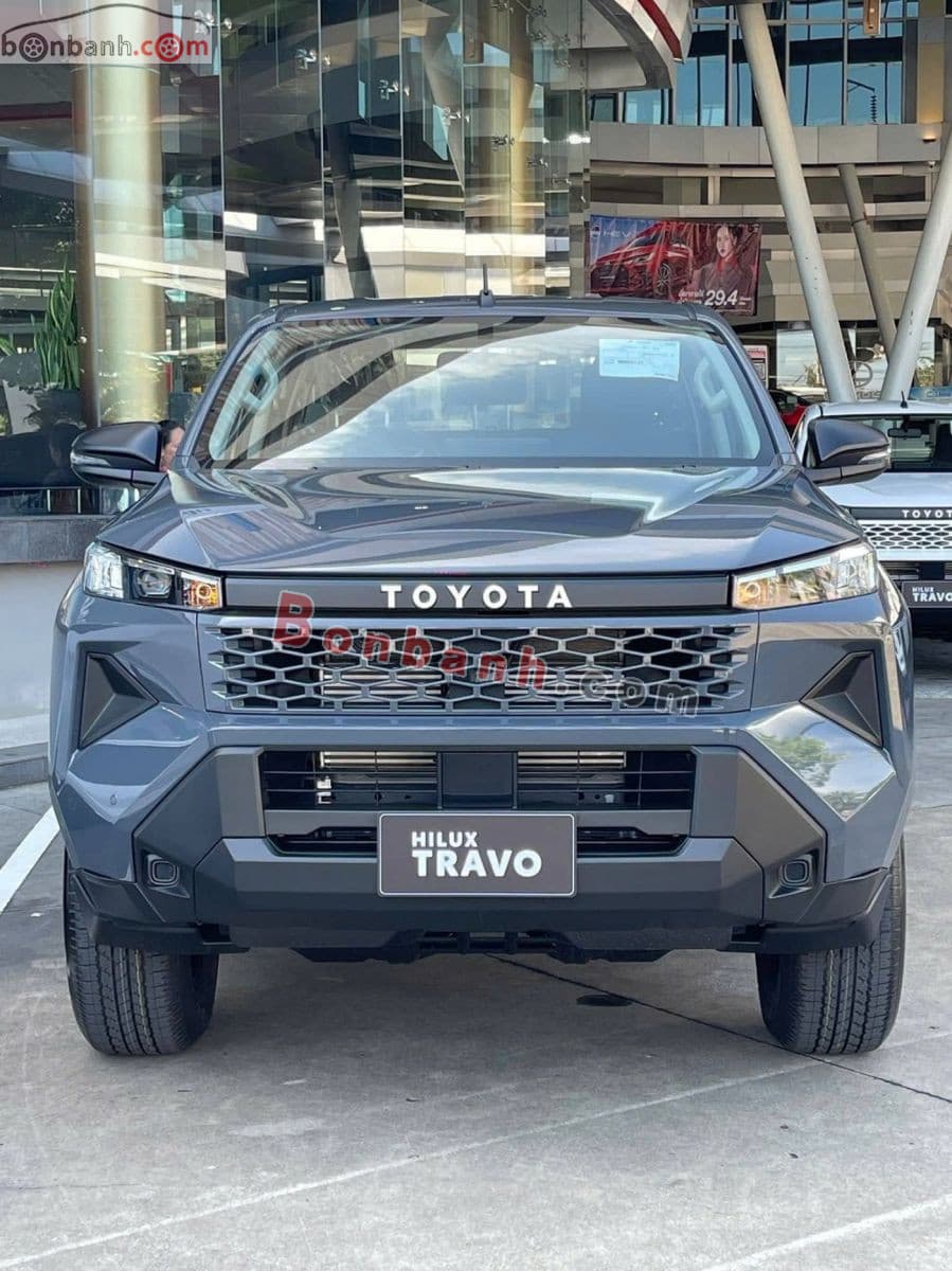 2026 Toyota Hilux Pro 2.8L 4x2 AT