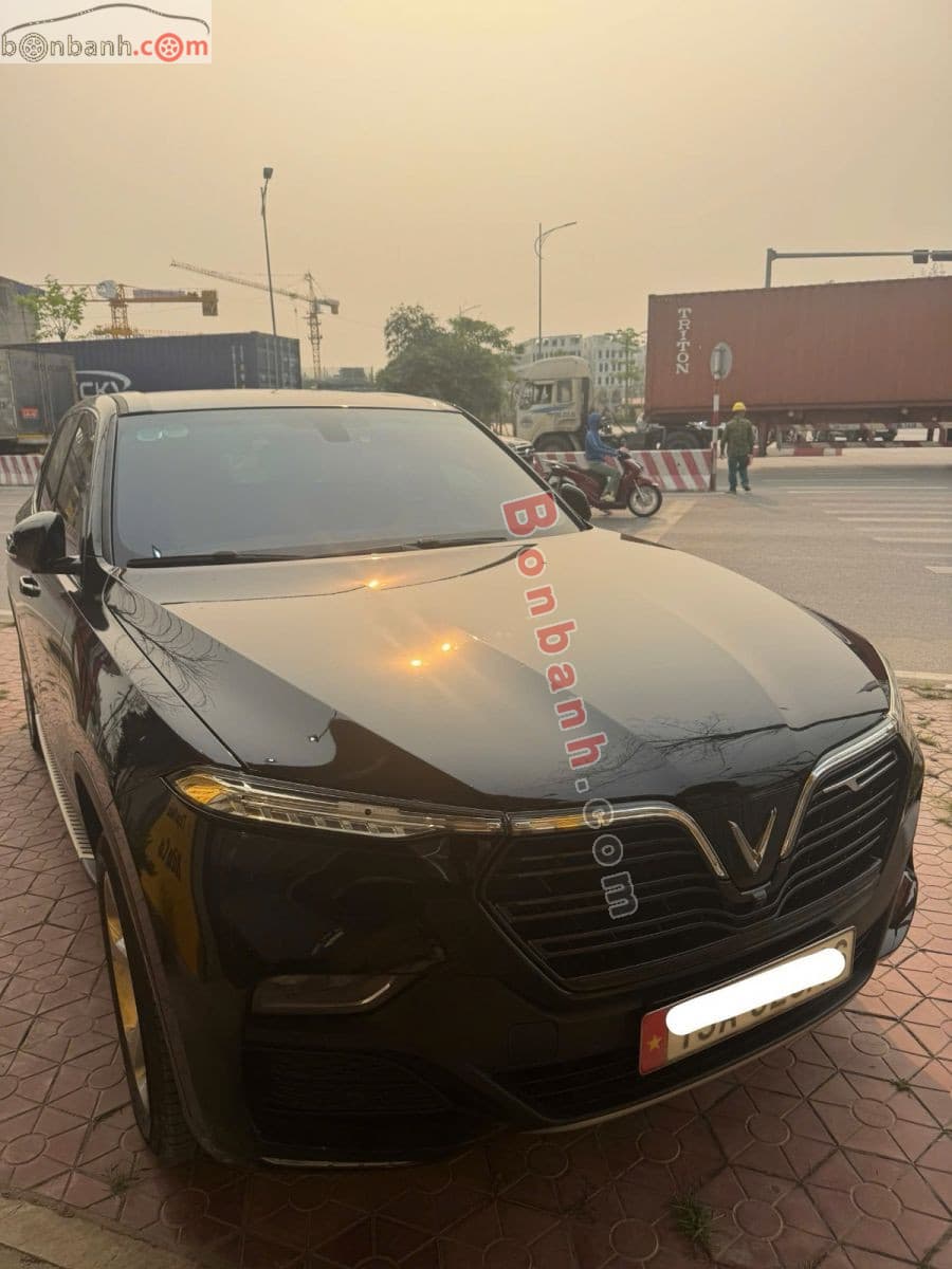 2020 VinFast Lux SA 2.0 Base 2.0 AT