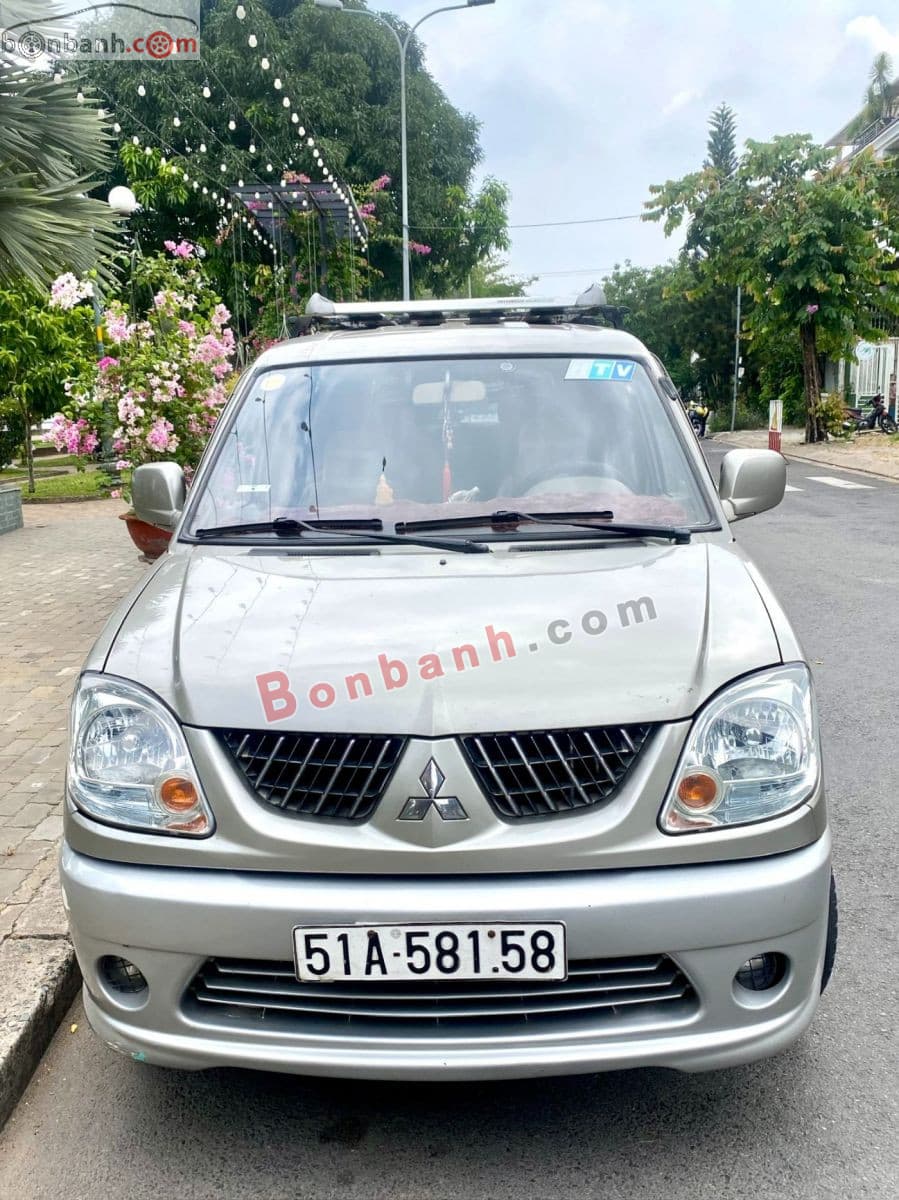 2004 Mitsubishi Jolie SS