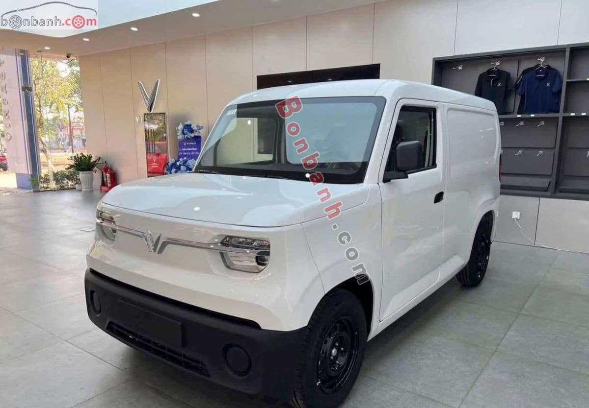 2026 VinFast EC Van AT